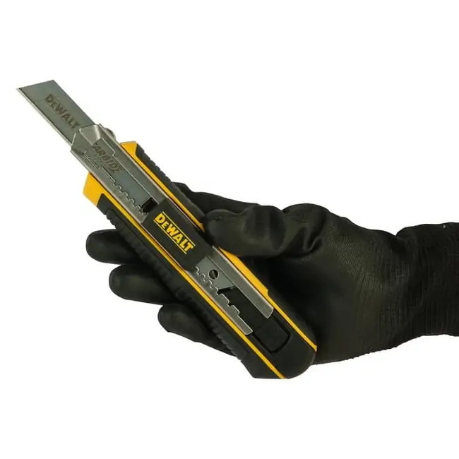 کاتر 18 میلیمتری دیوالت مدل DWHT0-10249