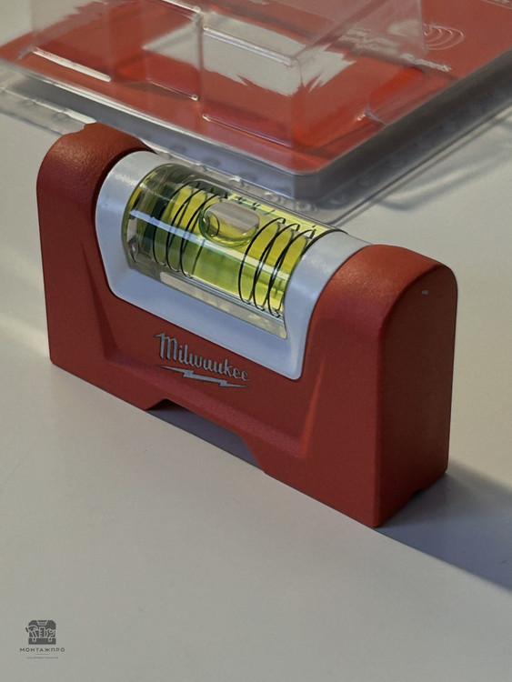 تراز جیبی مگنت دار میلواکی مدل 4932472122